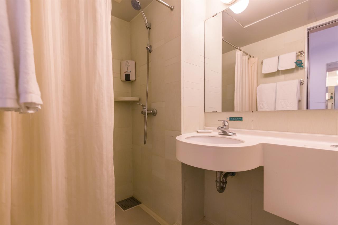 Jinjiang Inn Wuhan Zhonghua Road Hubu Alley Εξωτερικό φωτογραφία